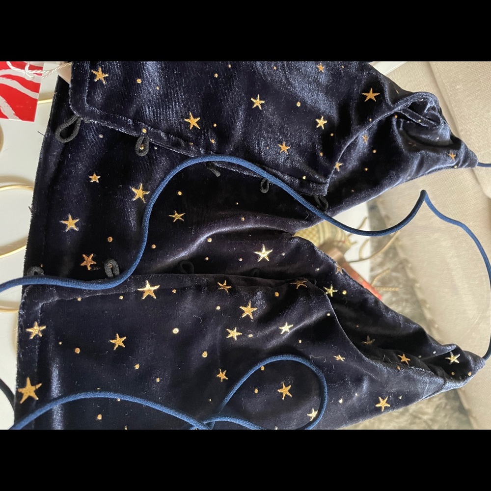 NWT! Romwee Crop Top!